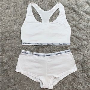 Calvin Klein white 2 piece set
